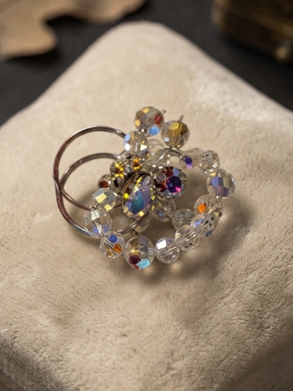 Sparkling Vintage Aurora Borealis Crystal Brooch